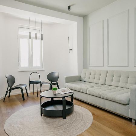 City Center Design Apartments ซาราเยโว ภายนอก รูปภาพ