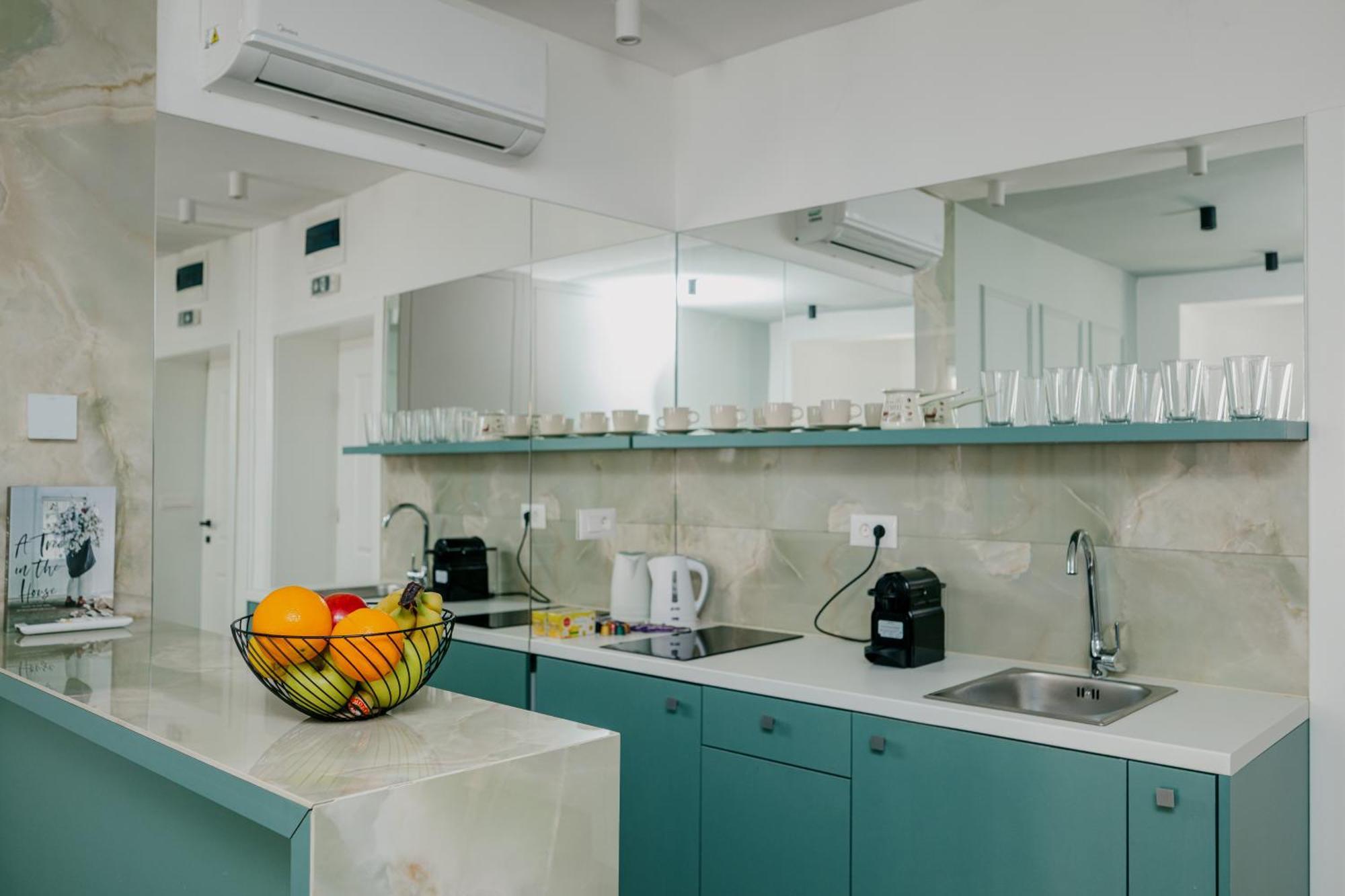 City Center Design Apartments ซาราเยโว ภายนอก รูปภาพ